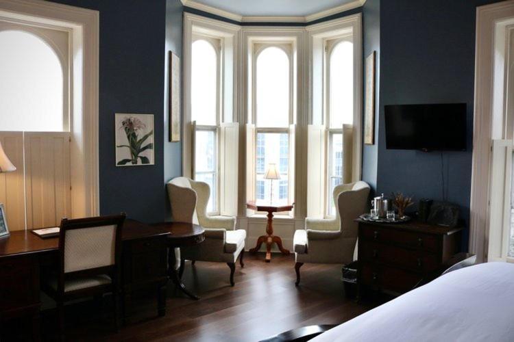 Hotel The Joshua Wilton House à Harrisonburg Extérieur photo